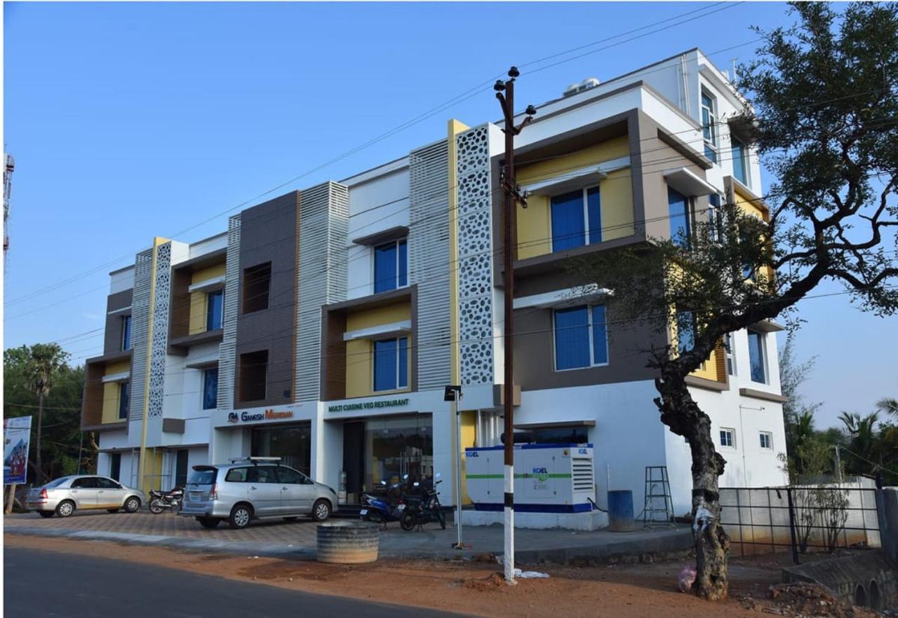 Ganesh Meridian Tiruppattur 외부 사진